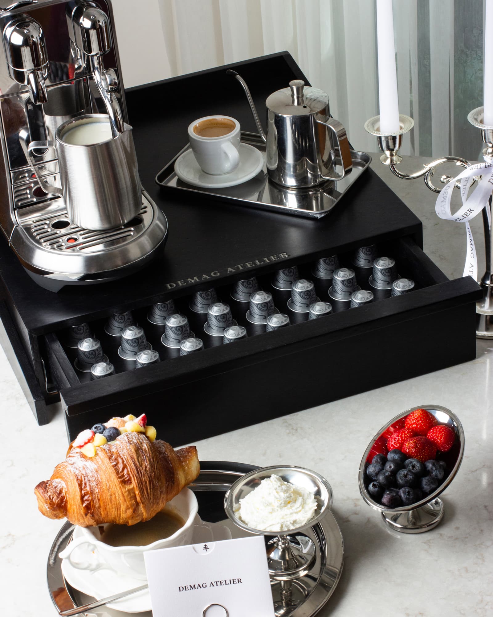 DEMAG Atelier Style 8